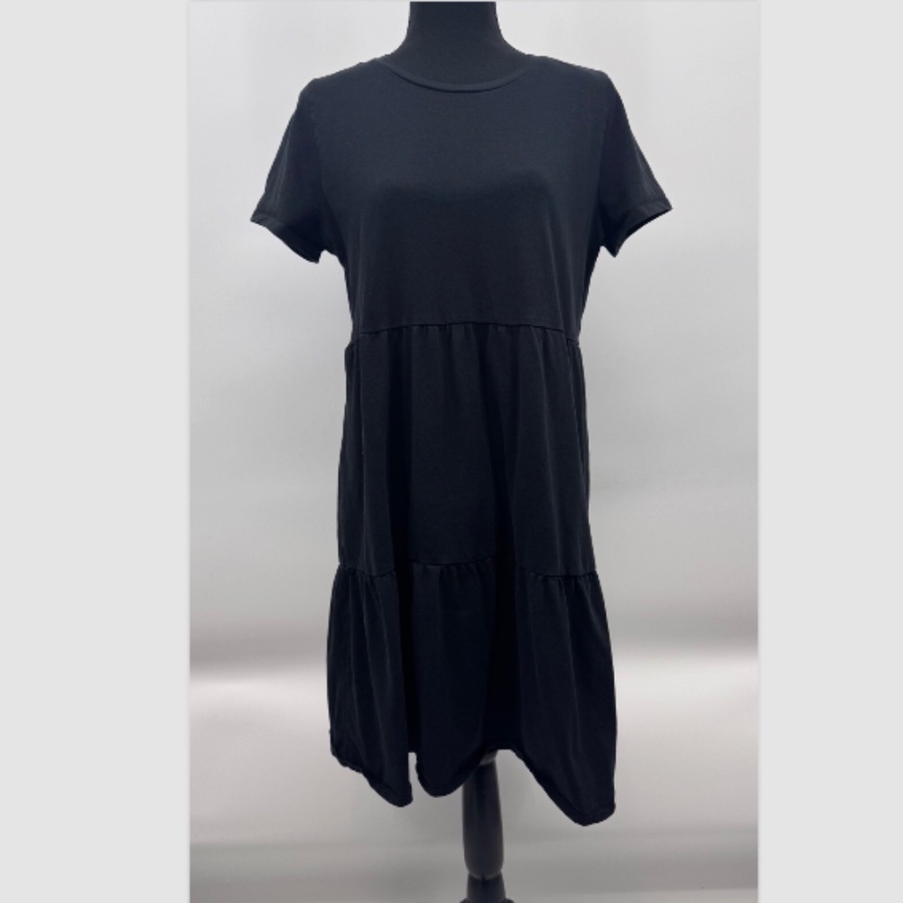J Crew Dress Women Medium Black Short Sleeve Tiered Minimalist Crew Neck Cotton